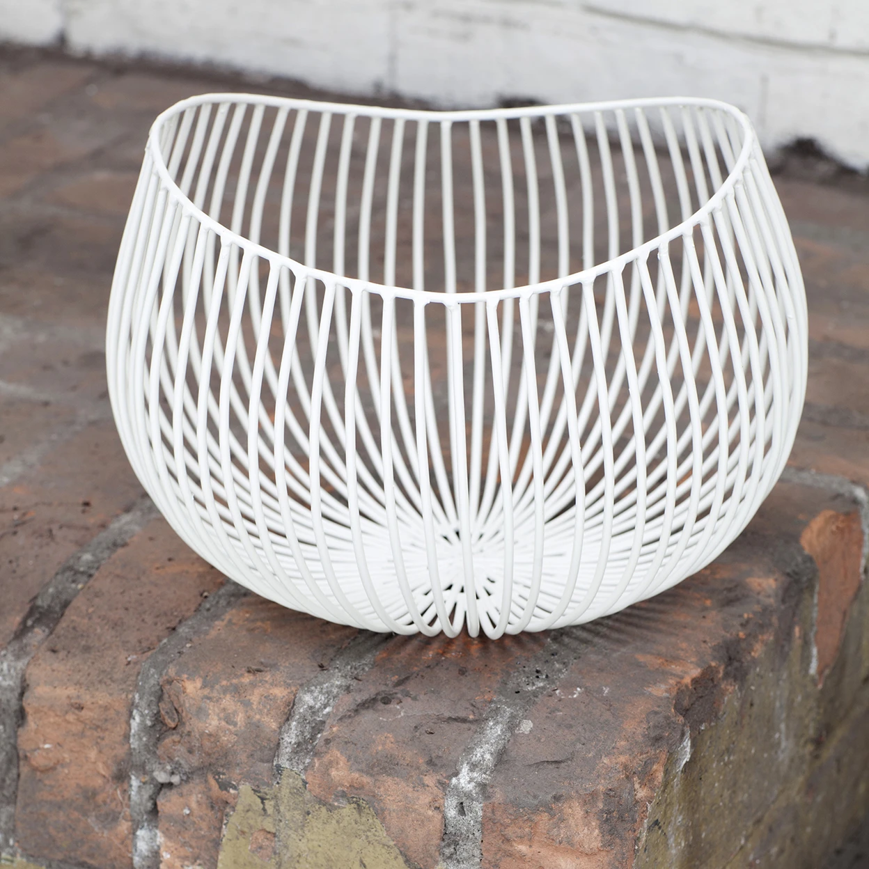 Serax Gio Deep Bowl 2 Serax Gio Deep Bowl - Image 2