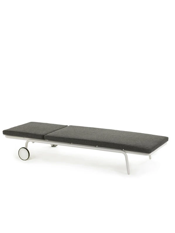 Serax August Sun Lounger Cushion, Black 2 Serax August Sun Lounger Cushion, Black - Image 2