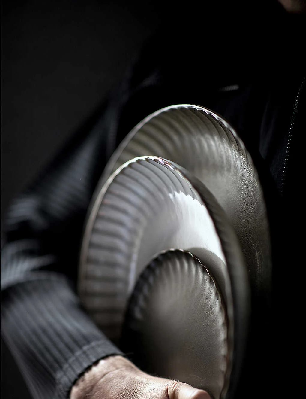 Serax Inku Stoneware Plate 21cm 2 Serax Inku Stoneware Plate 21cm - Image 2