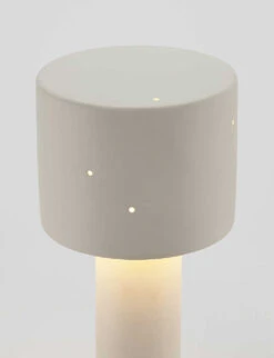 Serax Anita Le Grelle Clara 02 Stoneware Table Lamp 34.5cm 8 Serax Anita Le Grelle Clara 02 Stoneware Table Lamp 34.5cm -Serax R04134696 BEIGE ALT02