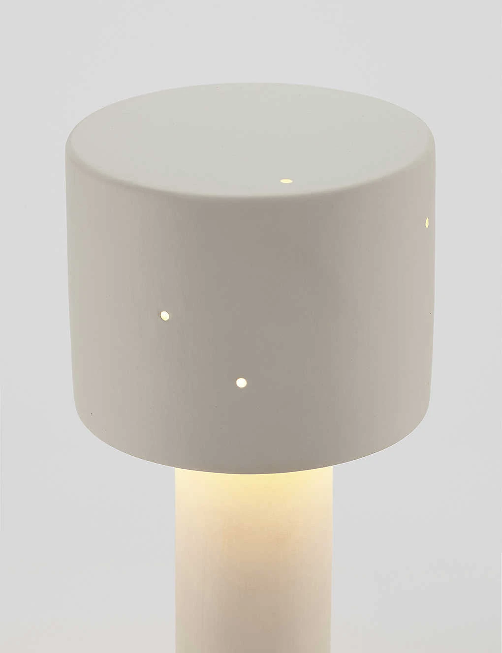 Serax Anita Le Grelle Clara 02 Stoneware Table Lamp 34.5cm 3 Serax Anita Le Grelle Clara 02 Stoneware Table Lamp 34.5cm - Image 3