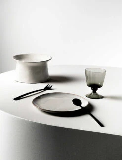 Serax La Mère Irregular Small Stoneware Plate 18cm -Serax R04185771 WHITE ALT03