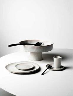 Serax La Mère Irregular Medium Stoneware Plate 20cm -Serax R04185773 WHITE ALT03