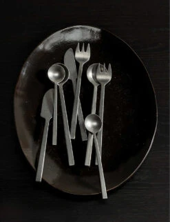 Serax La Mère Oval Stoneware Plate 37.5cm X 27.5cm -Serax R04185788 BROWN ALT04